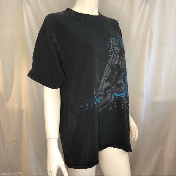 Mens faded black t shirt with a pinup woman in lingerie on front size large - Picture 3 of 12